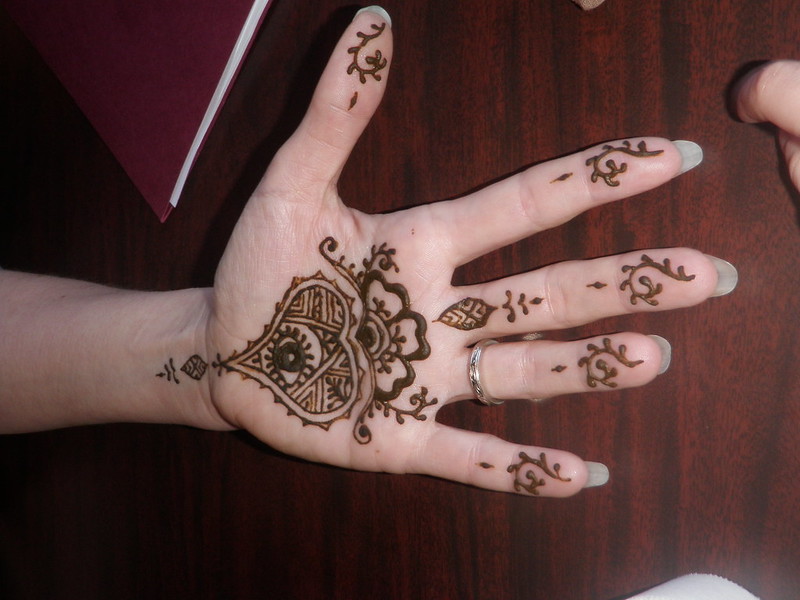 Henna hand tattoo made in Morocco - Stock Photo [77860110] - PIXTA